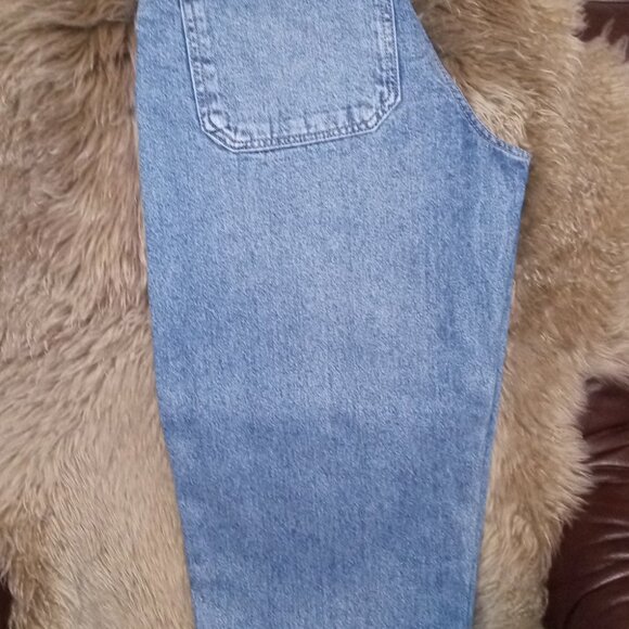 DKNY High Rise Utility Barrel Leg Jeans - Picture 7 of 9